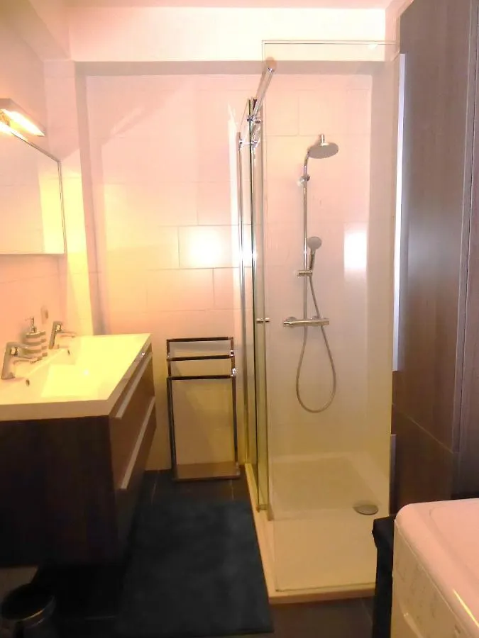 Luxurious T3 Garage, View On The Noordzee, 2-6 P Baby In Ostend Plein Center Apartment Belgium