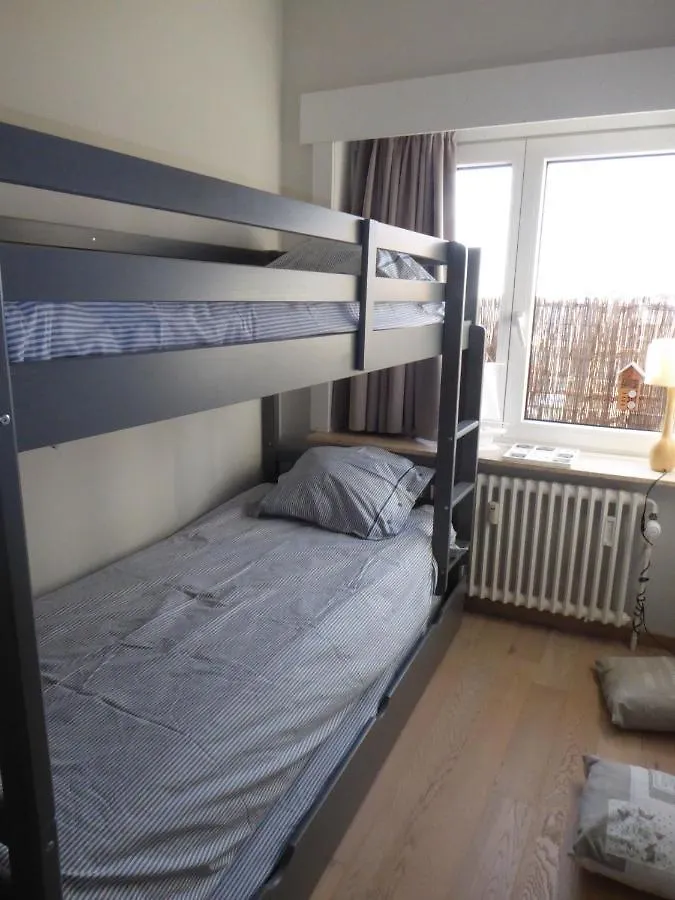 Luxurious T3 Garage, View On The Noordzee, 2-6 P Baby In Ostend Plein Center Apartment